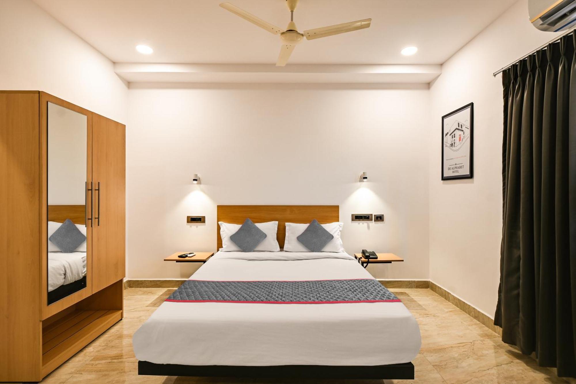 Super Townhouse De Alphabet Karmanghat Hyderabad Exterior foto